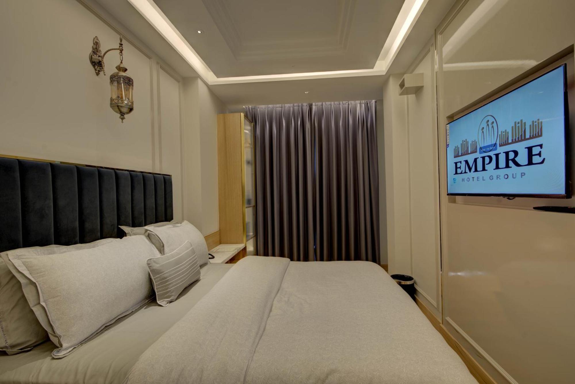 Empire Platinum Suites Nové Dillí Exteriér fotografie
