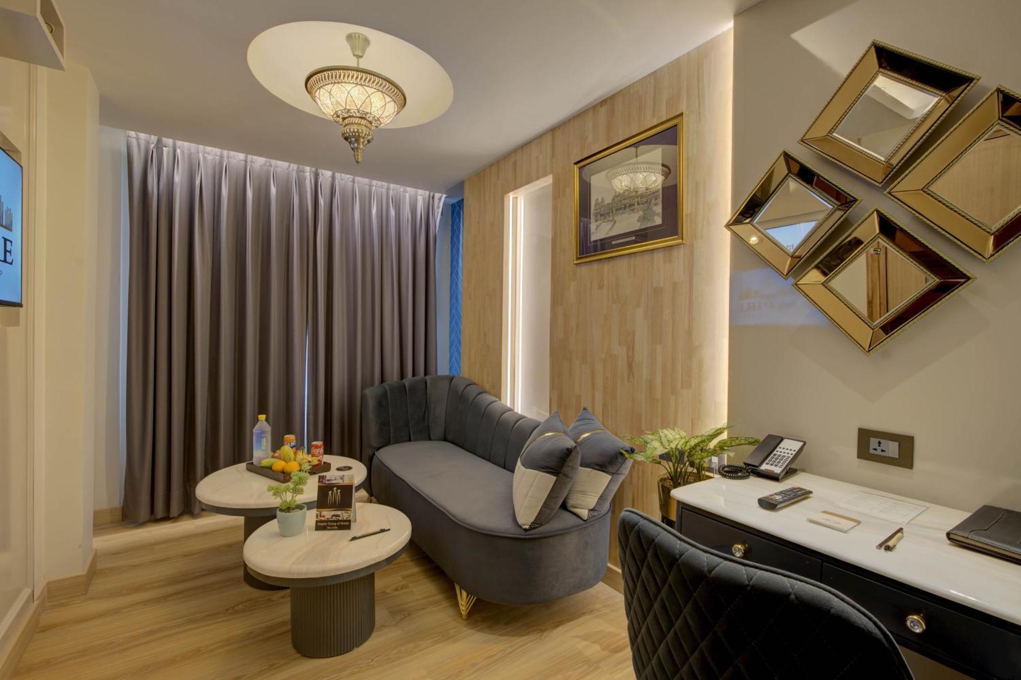 Empire Platinum Suites Nové Dillí Exteriér fotografie